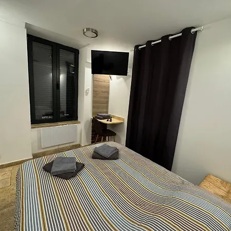 Appartement De Charme Le Coin Cache Dijon Exterior photo